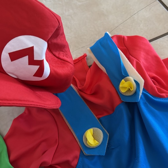 Mario and Luigi costumes - Picture 4 of 8